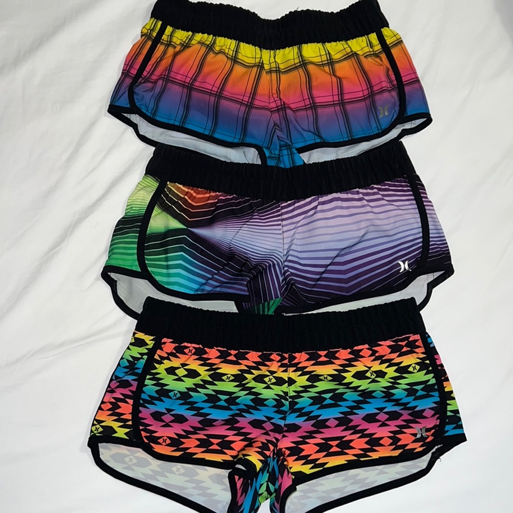 3 WOMENS Hurley Phantom board shorts